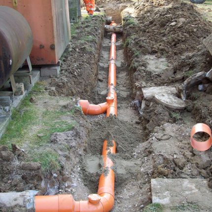 relizzazizone linee di smaltimento acque bianche e nere